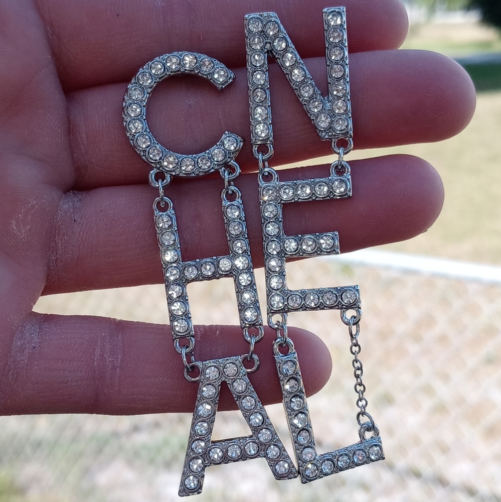 "CHA" "NEL" Luxury Style Fashion Earrings NEW